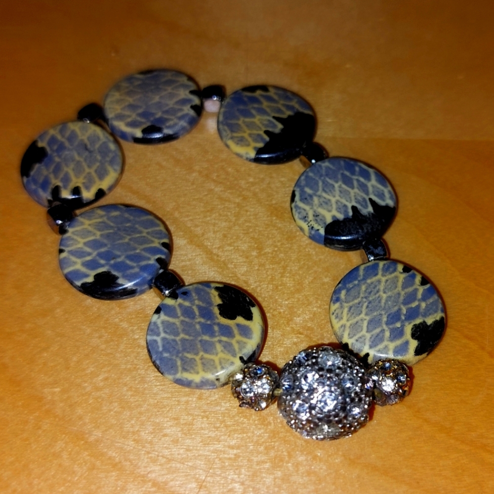 Van Galz Bracelet - Picture 2 of 4